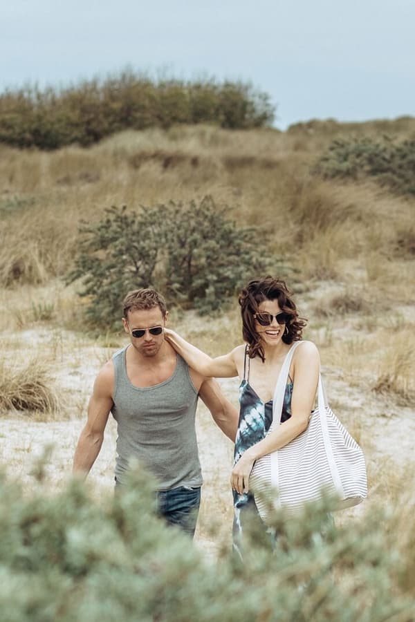 O Casal da Casa ao Lado